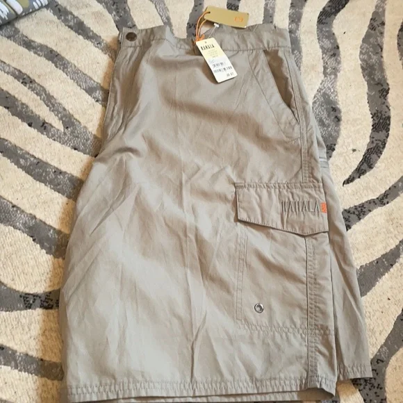 NEW WITH TAGS MENS SHORTS - Picture 3 of 6